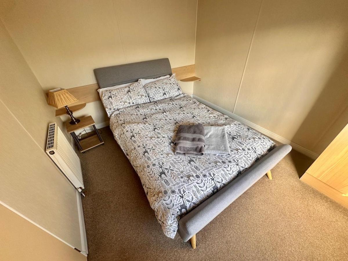 Two Bedroom Willerby Parkhome In Uddingston, Glasgow Екстериор снимка